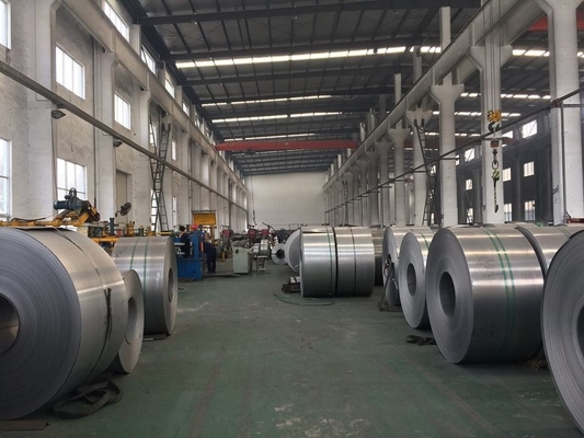 Edelstahl-Rollenchemischer Behälter SS 3.5*1500mm BA-en 304 umwickeln 304