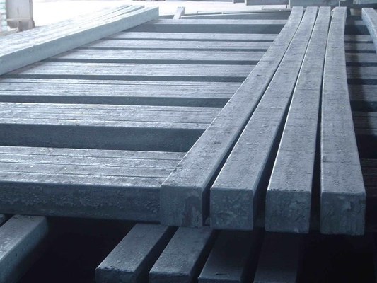 Schweißende Q355B-Kohlenstoffstahl-Vierkant 16mm Längen-Schwarz-Farbe Ods 6m