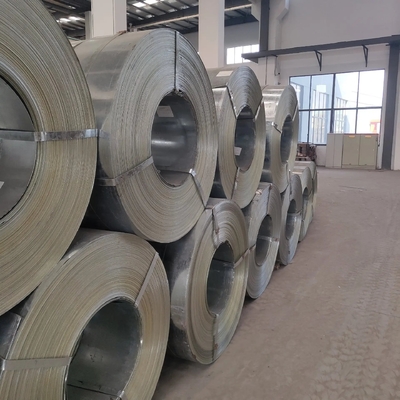 Umwickelt warm gewalzter Kohlenstoffstahl Q235 AISI Breite 4mm Stärke-1000mm