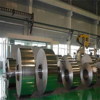 410 Edelstahlspulen ASTM Stanbdard Chinesische Fabrik Inoxspulen Streifen 0,7 mm 0,8 mm 0,9 mm Dicke 1200 mm Breite