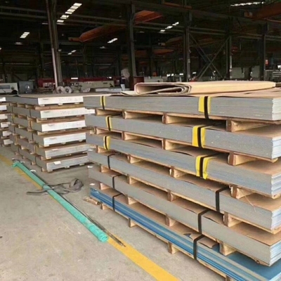 316 Edelstahlbleche Platten 1300 * 6000mm Größe 0,55mm 0,45mm Dicke Poliert Kaltgewalzte Bauplatten JIS