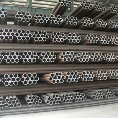 SPFC590 Kohlenstoffstahl aus Niedriglegierung 2B Nahtlose Rohre Leichte Stahlrohr 0,45 mm Dicke 20 mm OD JIS Standard